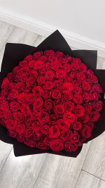 The Passionate Heart Red Roses Bouquet - Image 5